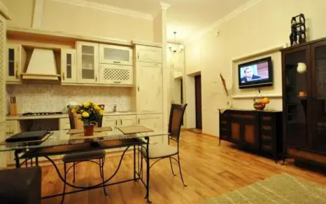 Odessa Rent - Mayakovskogo lane 9