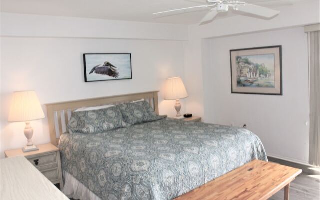 Jamaica Royale - 503 - 2 Br Condo