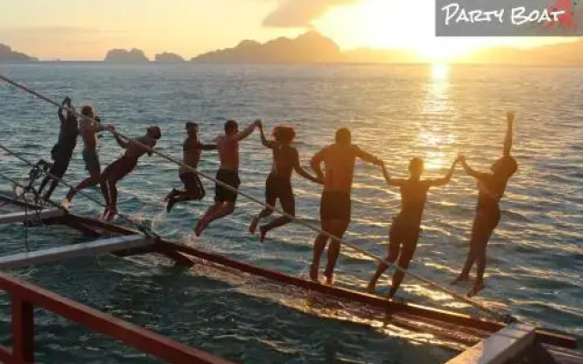 El Nido Party Boat Overnight Expeditions