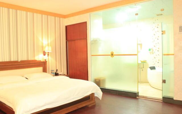 Super 8 by Wyndham Guangzhou BY Airport Renhe Subway Station