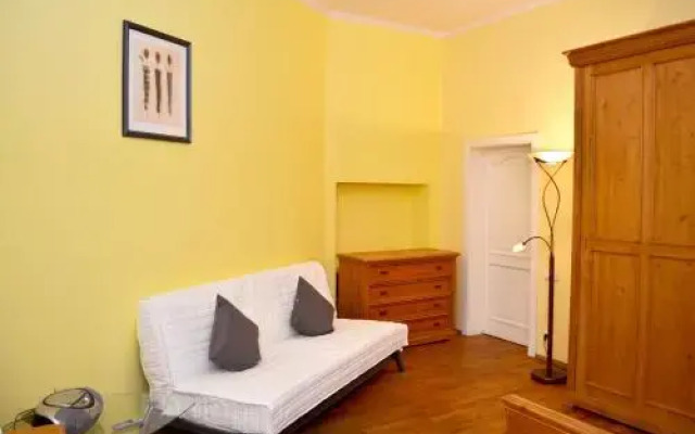 Modern Cozy Apartment by Ruterra