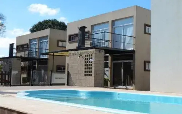 Laguna Park Duplex & Suites