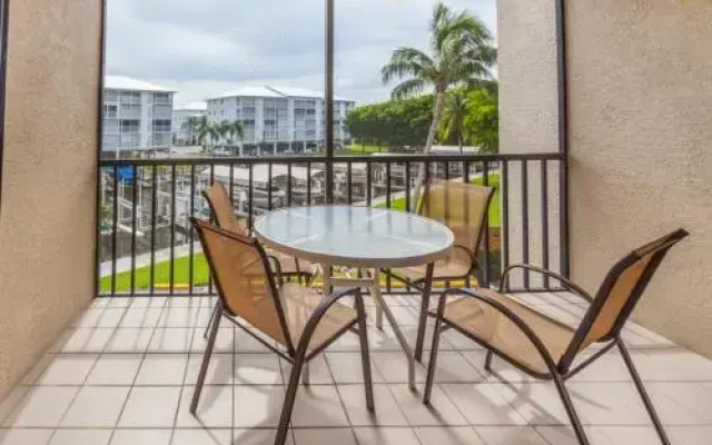 Santa Maria Harbour Resort 203