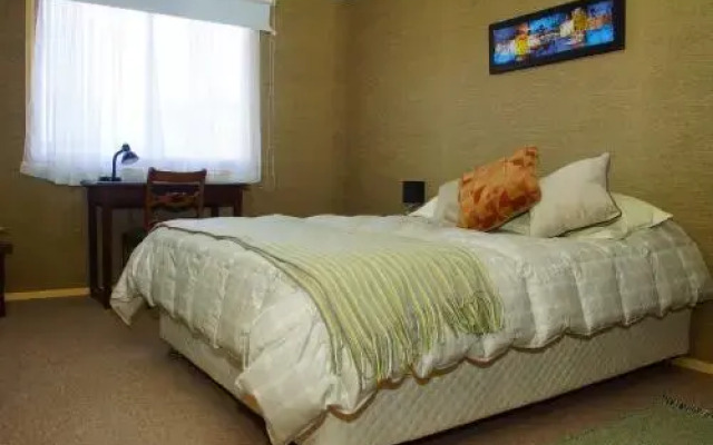 Hostal Itaf