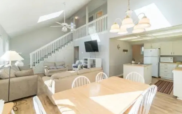 Domo Beach House