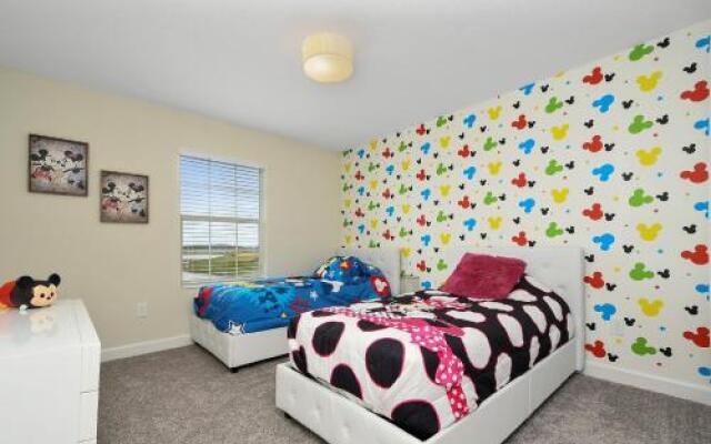 Four Bedrooms Townhome 4861