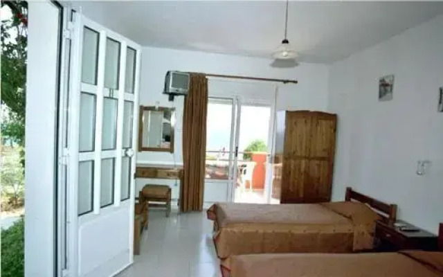 Maria Rooms