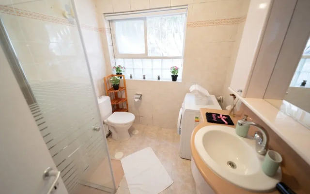 5 min from Hilton beach - 2 bedrooms