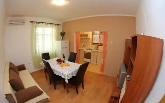 Apartments Vedrana