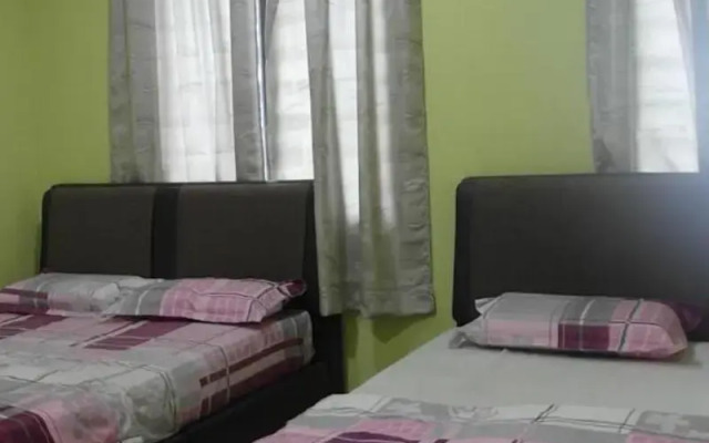 Desa Abadi Homestay - Muslim Only
