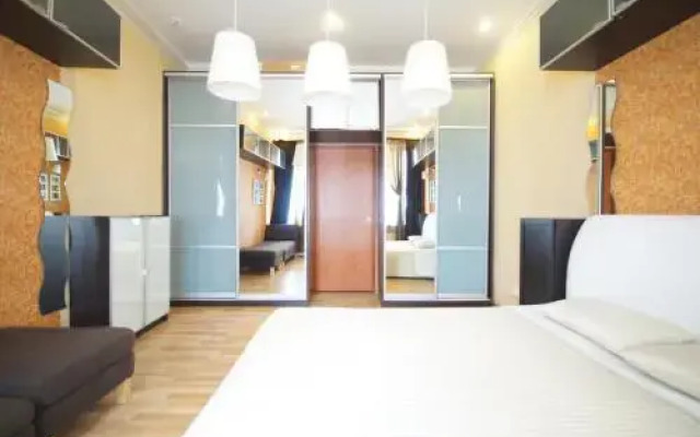 SutkiSpb na Chkalovskom 14