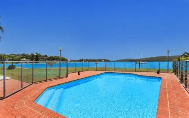 The Shores, 2/109 Soldiers Point Road