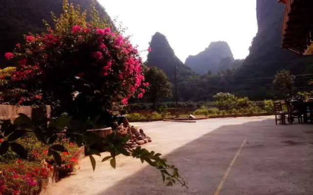Yangshuo Puyueju Inn