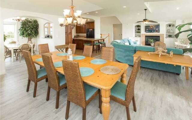 Coastal View VIII - 8 Br Home
