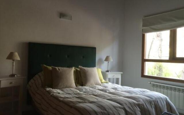 Punta Piedras, Cabañas de mar.