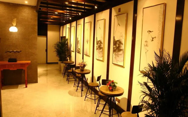 Towo Topping Hotel (Chengdu Tianfu Square Chunxi Road)