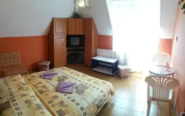 Napsugár Apartmanház