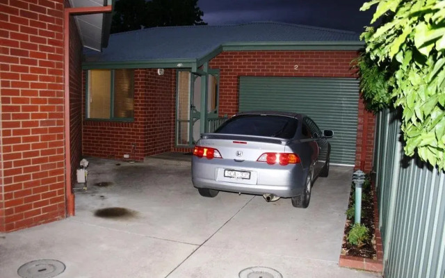 Bendigo Holiday Houses (Baxter)