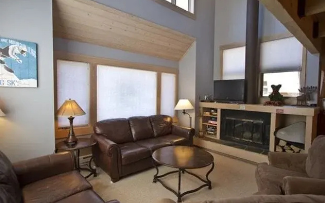 Arrowhead Condominiums by Resort Property Management