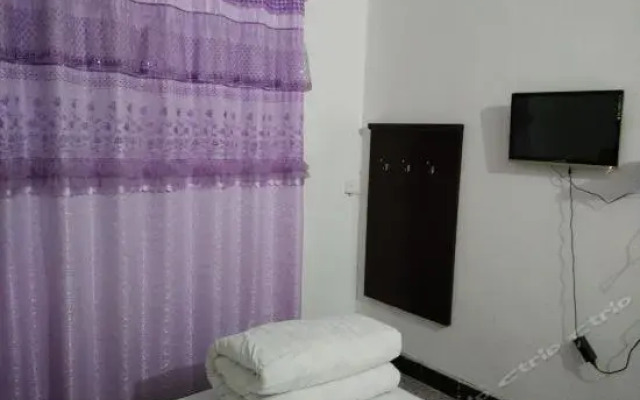 Huafu Inn