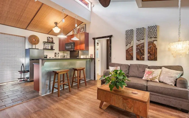 Aina Nalu A 201 - 2 Br Condo
