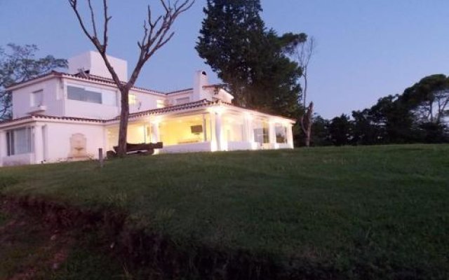 Santa Cecilia Casa de Huespedes