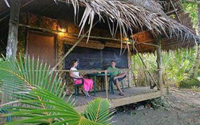 Kosrae Village Ecolodge