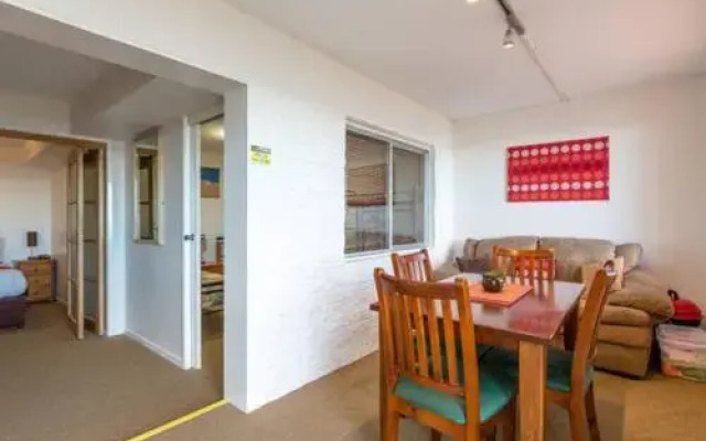 Beachfront Apartment Blackmans Bay