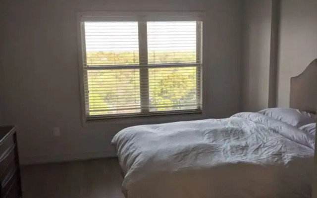 Midtown 810 By Homecomfortstay