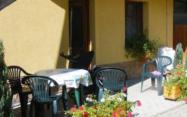 Völgy Apartman