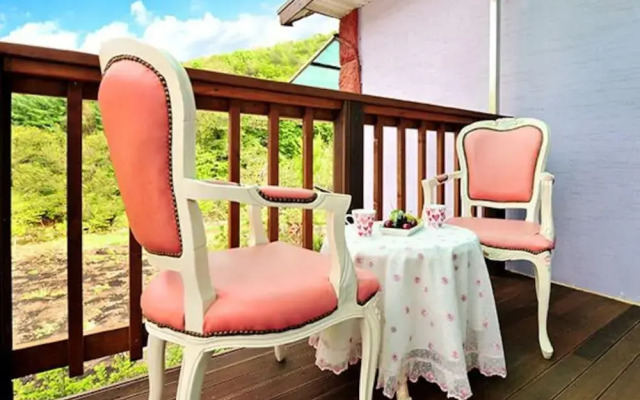 Gapyeong Pulkkot Pension