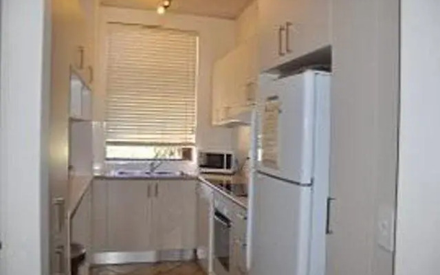 Shandelle Apartments