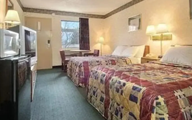 Lanett Inn