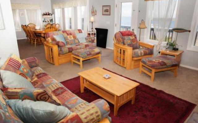 Imagine - 2 Br home by RedAwning