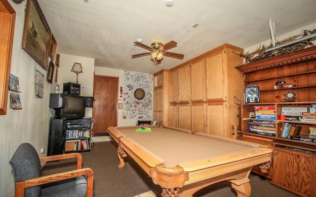 Prime Pines 1209 by RedAwning