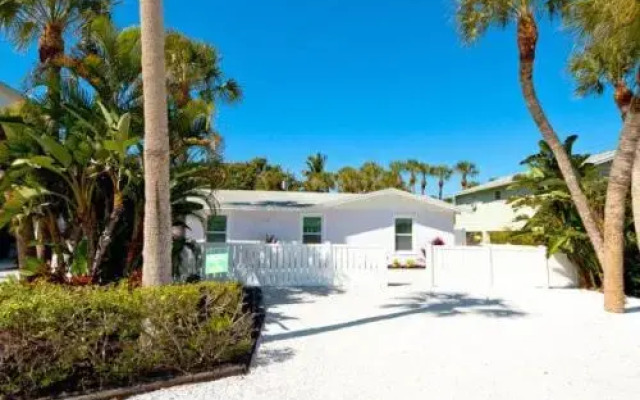 Sugar Plum Hideaway