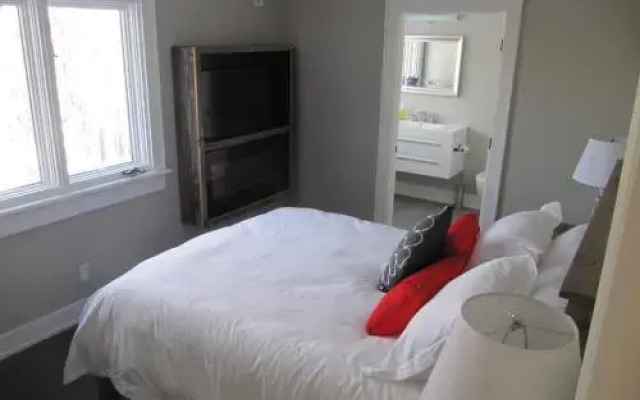 Sequel inn Creemore