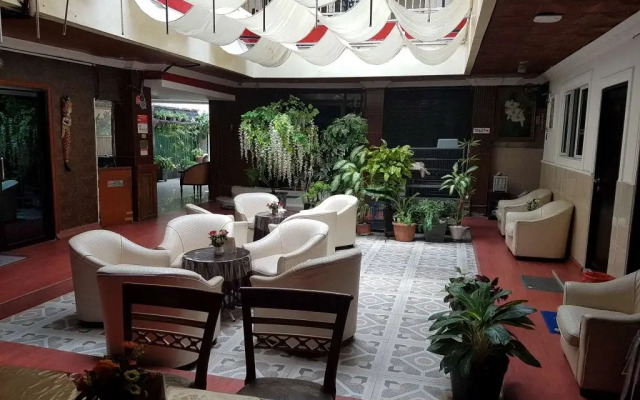 Hotel Karya