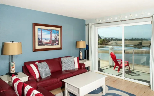 Waters Edge 408