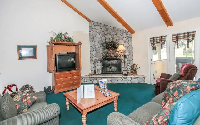Bear Mountain Escape Condo