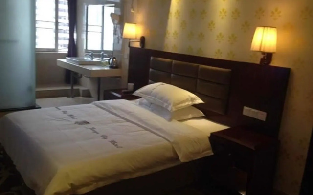 Rezen Dong Hotel (Shenzhen Huaqiangbei)