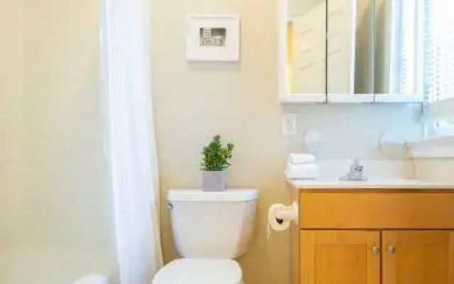 Walker's Paradise 2-Bdrm in Rittenhouse Square