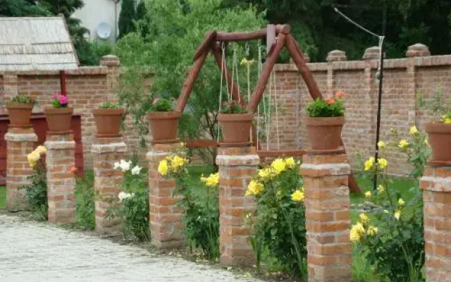 Emanapartmanok Sárvár