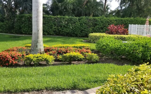 Naples Home with Large Lanai