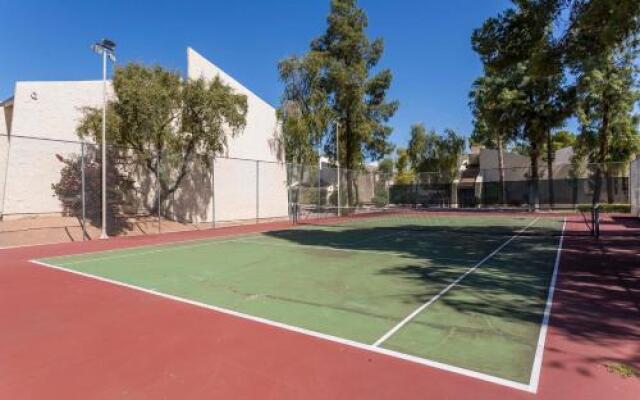 Woodland Springs - 3 Br Condo