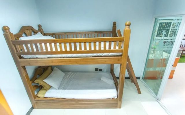 Beautiful Hostel Chiang Rai - Adults Only