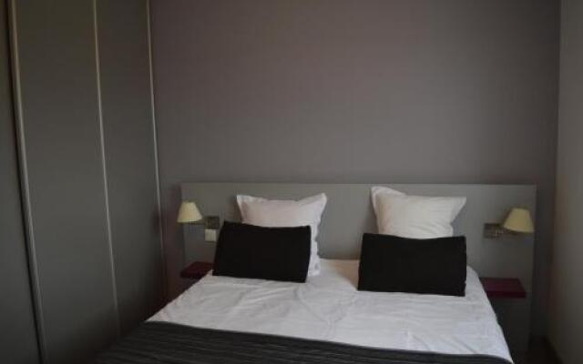 Le Clos Du Champ De L'amour