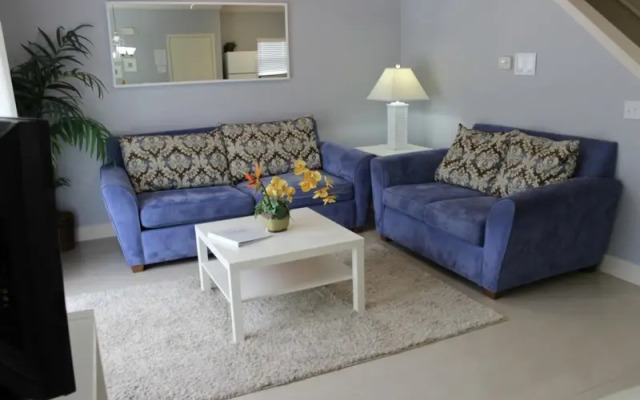 ACO - Lucaya Village Gorgeous Townhome (1505)