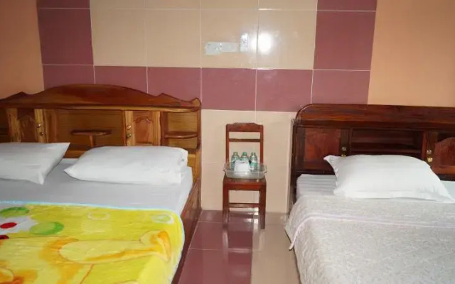 Mary 2 Hotel