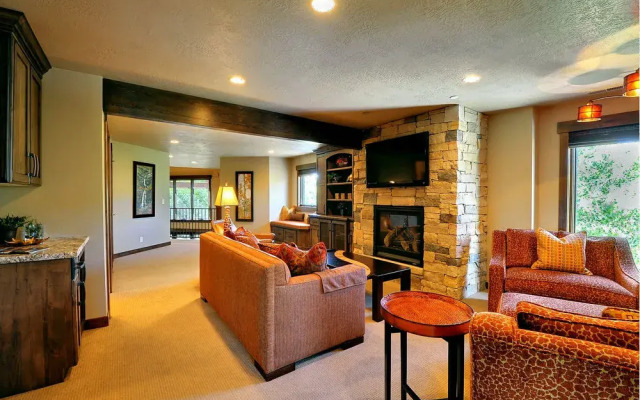 Abode Atop Park City
